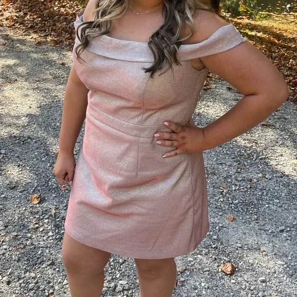Beautiful Formal Dress, Worn Once. Size 3X But Altered to A 1x. | Color: Gold/Red | Size: 1x | Brandi89chancey's Closet